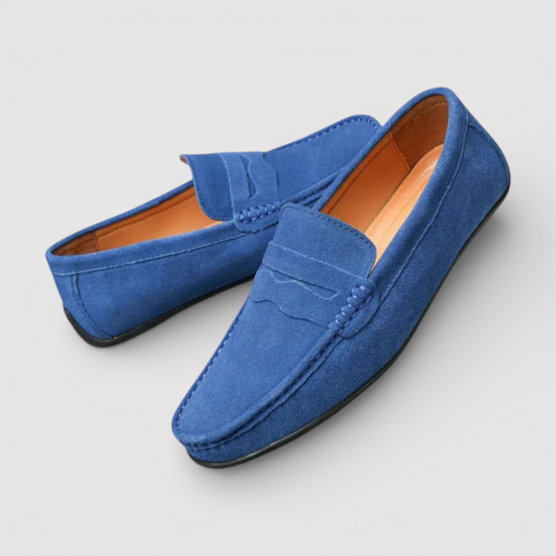 ラグジュアリーで快適なローファー