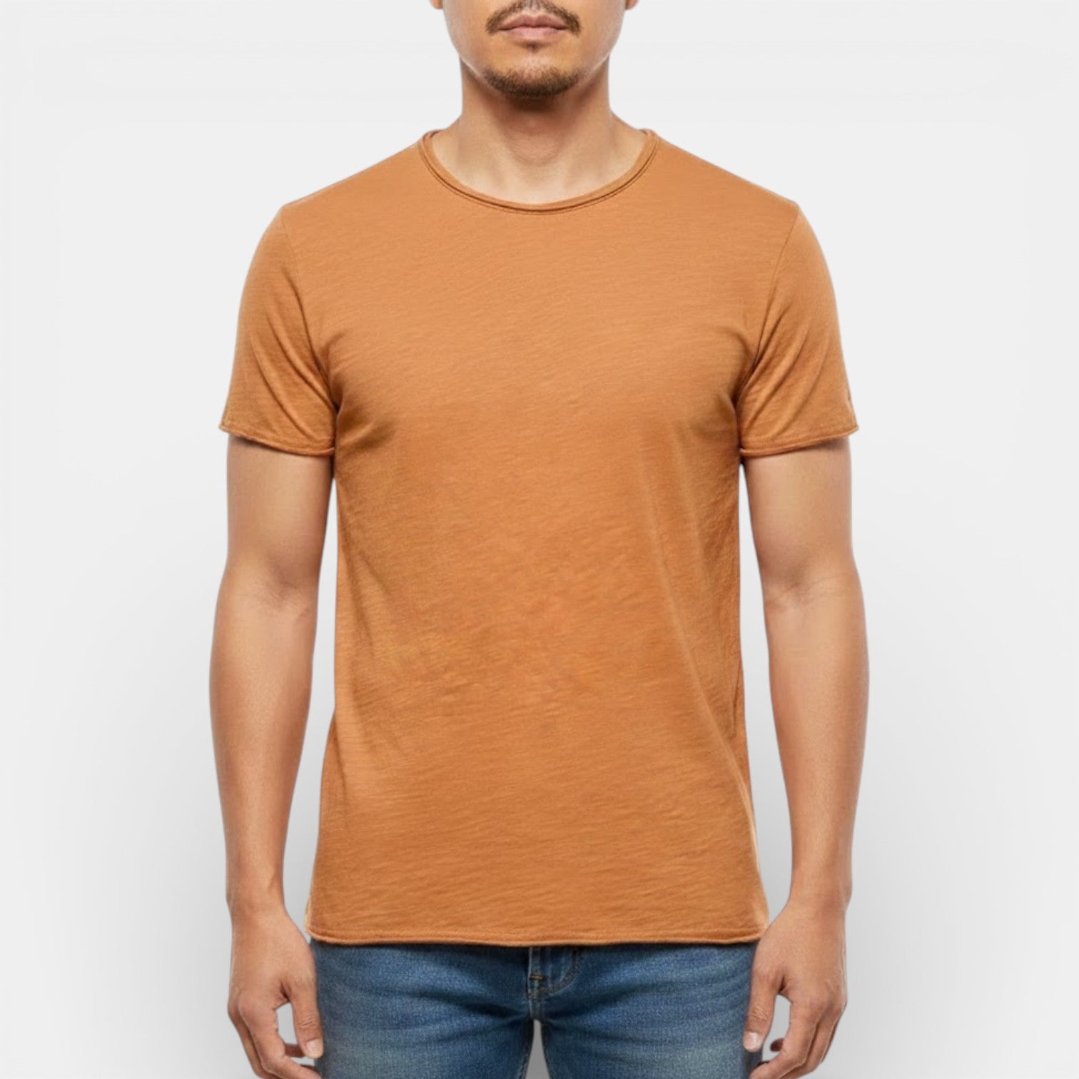 JOHHNY 通気性の良いサマーTシャツ